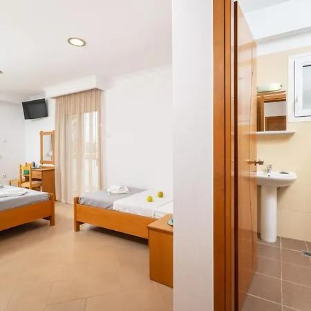 Aperito Aparthotel 3*